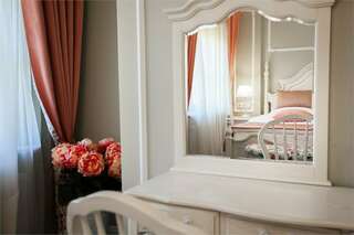 Гостиница Усадьба Смоленск Двухкомнатный люкс с сауной-3