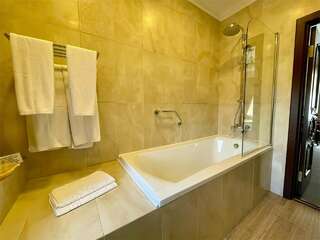 Гостиница Усадьба Смоленск Улучшенный двухместный номер с 2 отдельными кроватями-3